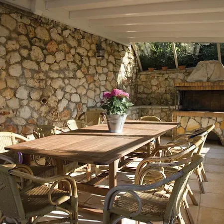 Mira Ξενοδοχείο