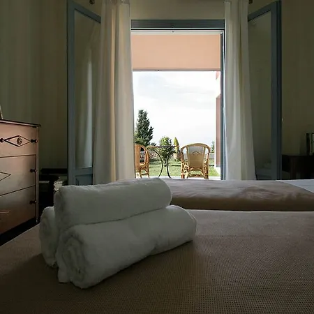 Mira Ξενοδοχείο